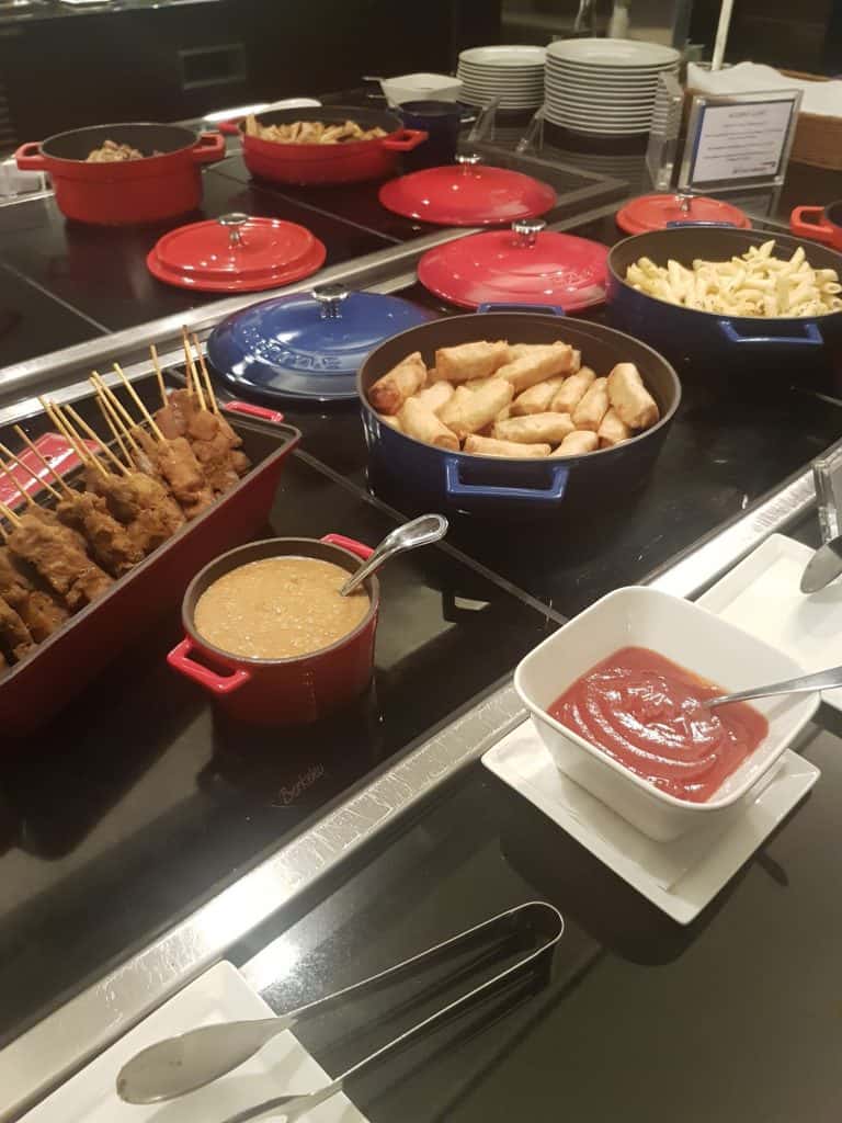 British Airways Lounge Singapore Food and Nutrition Review - British Airways Lounge Singapore