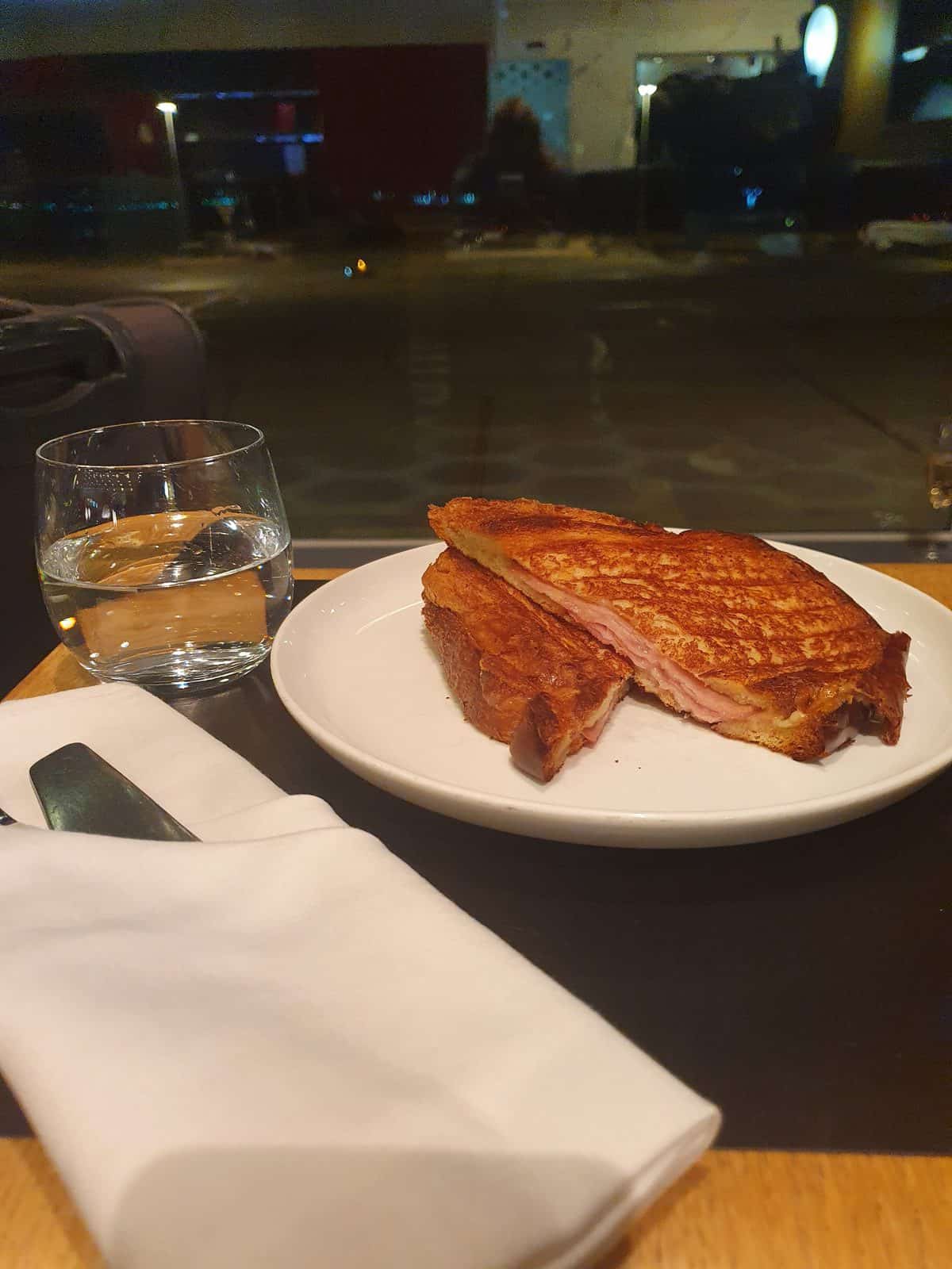Qantas International First lounge Melbourne