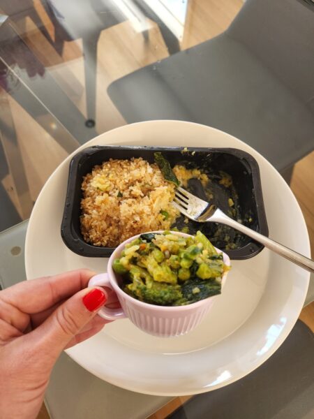 I bought airline meals to eat at home and was surprised at what I found. - airline meals I bought airline meals to eat at home and was surprised at what I found. - airline meals