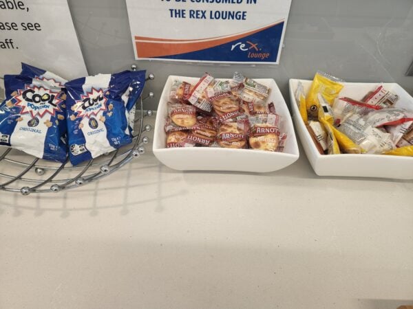 Rex Lounge Melbourne Airport Food and Nutrition Review (breakfast) - Rex lounge