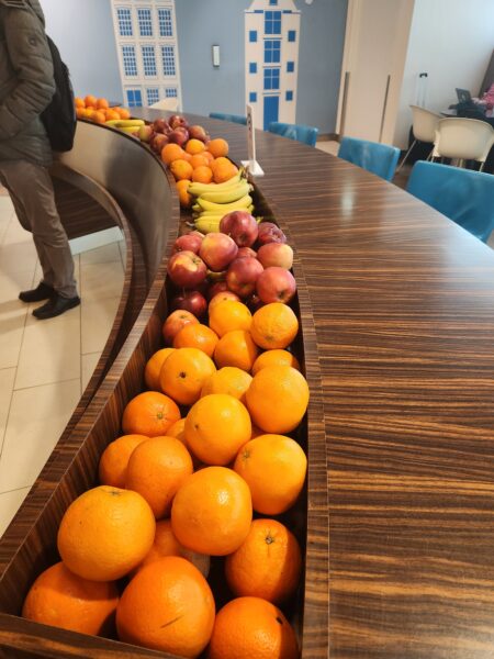KLM Crown Lounge Schiphol Amsterdam (Schengen) Food and Nutrition Review - KLM Crown Lounge Schiphol