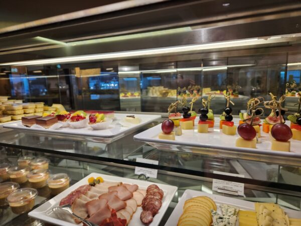 Fantazja Lounge Warsaw Chopin Airport, Poland Food and Nutrition Review - Fantazja Lounge Warsaw Chopin Cold buffet Fantazja lounge Warsaw Chopin airport