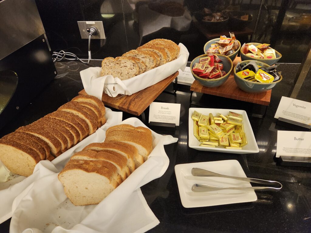 Bread tray
