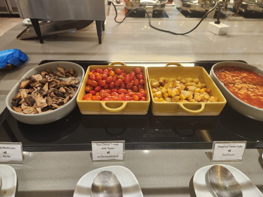 Thai Airways Business Class Lounge Bangkok Airport -Royal Orchid Prestige Lounge Food and Nutrition Review (breakfast) - Thai Airways Business Class lounge