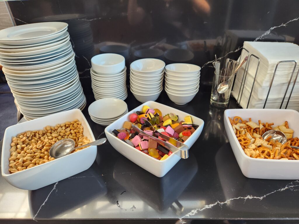 Hamburg Airport Lounge Food and Nutrition Review (updated 2024) - Hamburg Airport Lounge Hamburg Airport Lounge Food and Nutrition Review (updated 2024) - Hamburg Airport Lounge