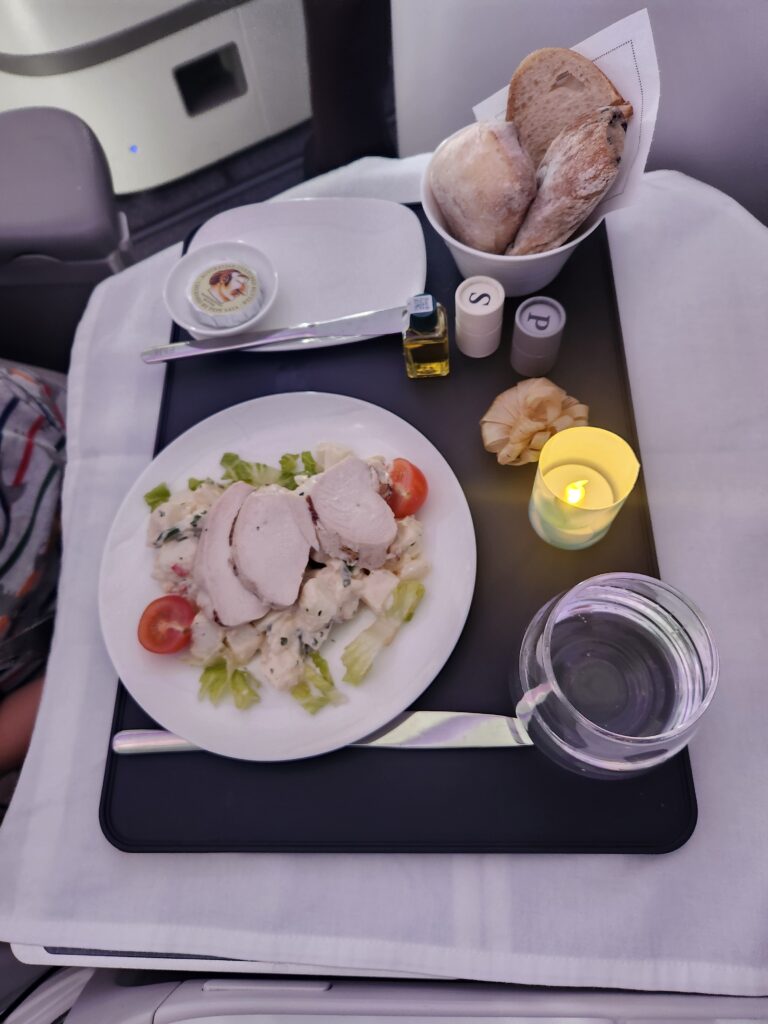 What's in kids plane meals? - kids plane meals What's in kids plane meals? - kids plane meals