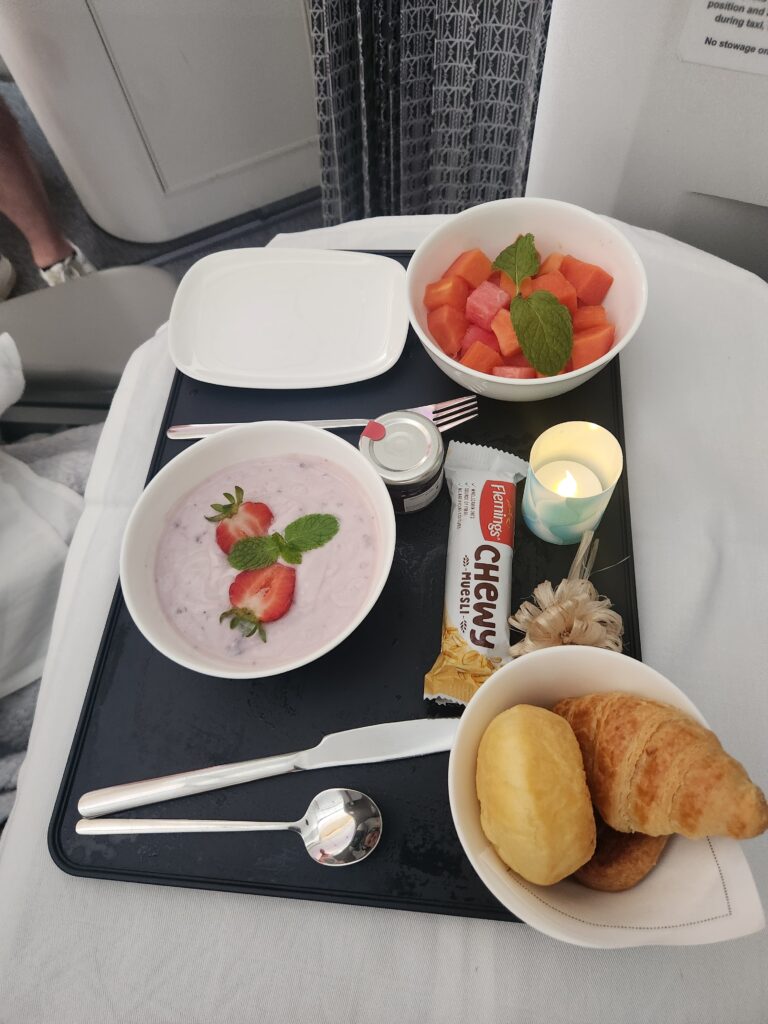 What's in kids plane meals? - kids plane meals Child's meal first course Nadi to Melbourne (Oct 2025) kids plane meal