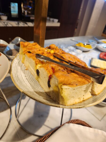 Qantas London Lounge Food and Nutrition Review (Breakfast) (Updated 2024) - Qantas London Lounge Qantas London Lounge Food and Nutrition Review (Breakfast) (Updated 2024) - Qantas London Lounge