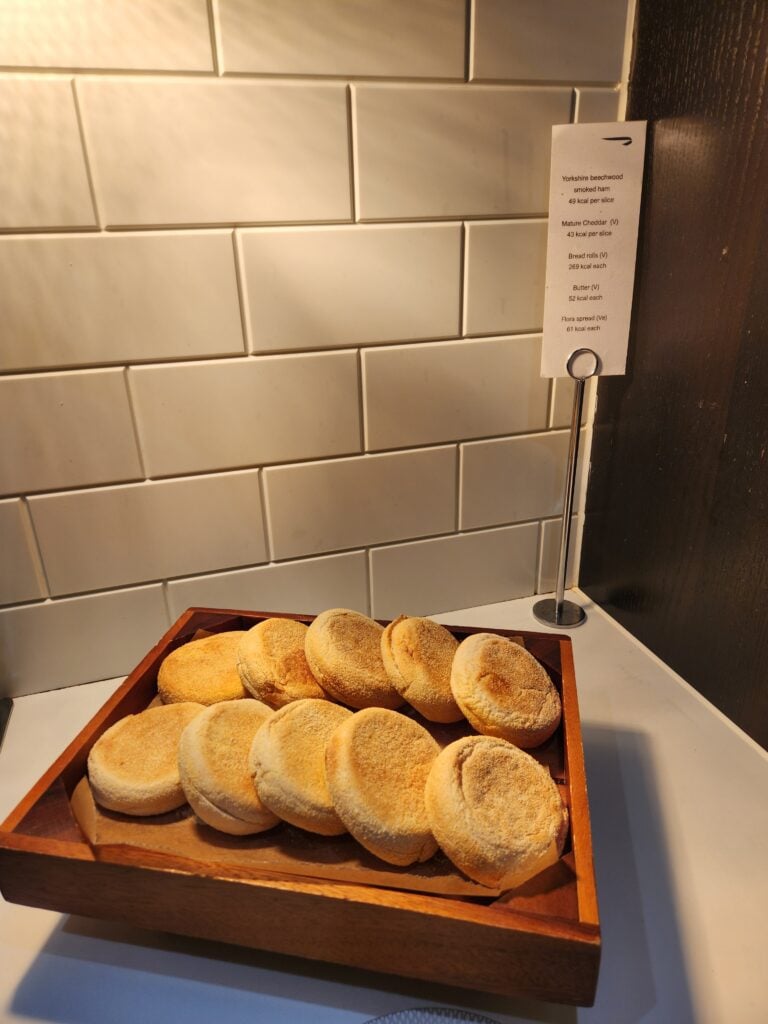British Airways Galleries First Lounge T3 London Heathrow Food and Nutrition Review (breakfast) - British Airways Galleries First Lounge T3 London Heathrow British Airways Galleries First Lounge T3 London Heathrow Food and Nutrition Review (breakfast) - British Airways Galleries First Lounge T3 London Heathrow