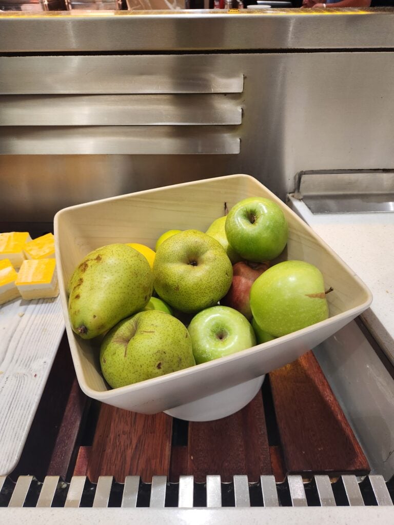 Marhaba Lounge Melbourne Food and Nutrition Review - Marhaba Lounge Melbourne food Fruit bowl