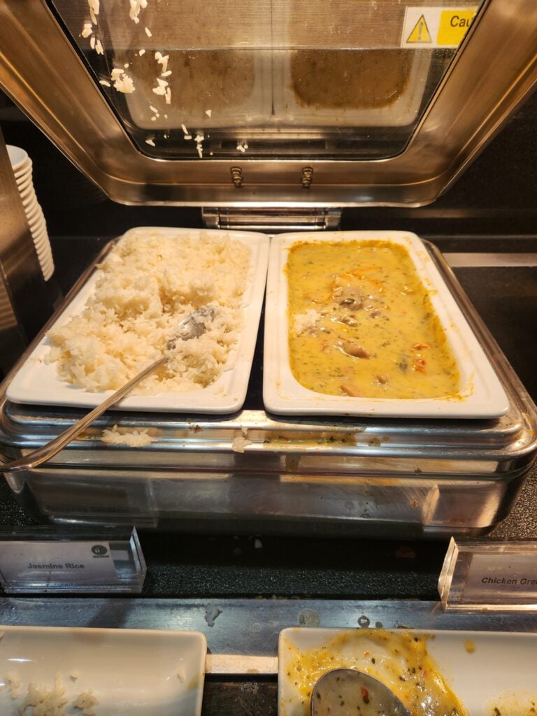 Marhaba Lounge Melbourne Food and Nutrition Review - Marhaba Lounge Melbourne food Thai green chicken curry Marhaba lounge Melbourne food