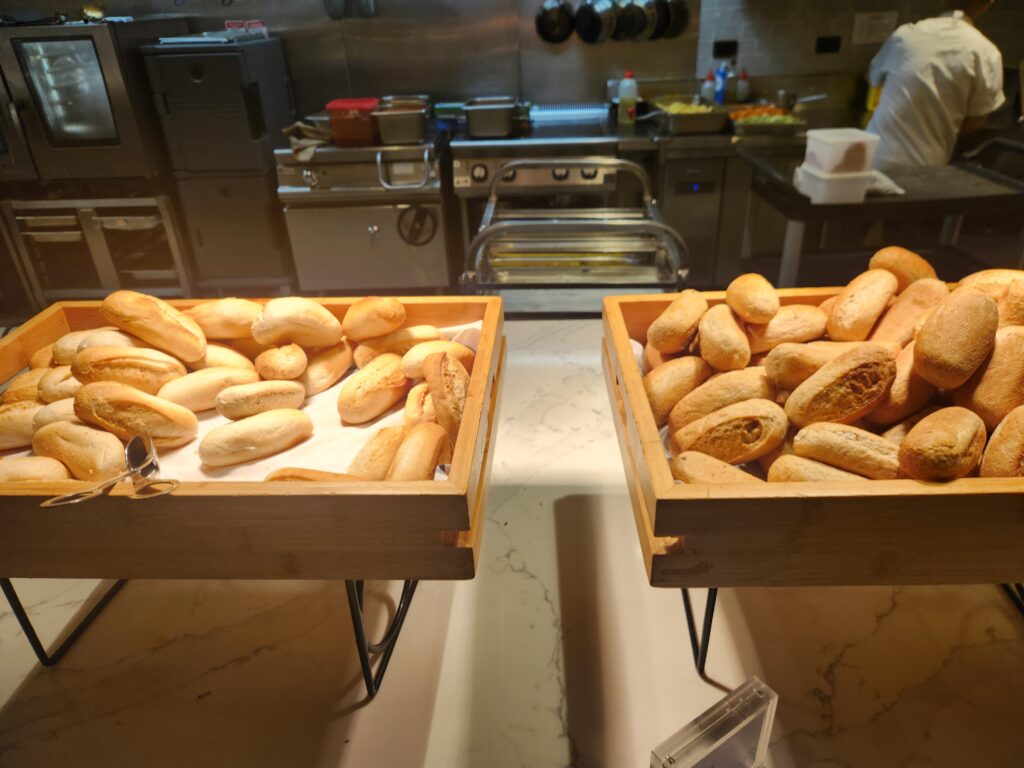 Amex Centurion Lounge Sydney Food and Nutrition Review - Amex Centurion Lounge Sydney Food Amex Centurion Lounge Sydney Food and Nutrition Review - Amex Centurion Lounge Sydney Food