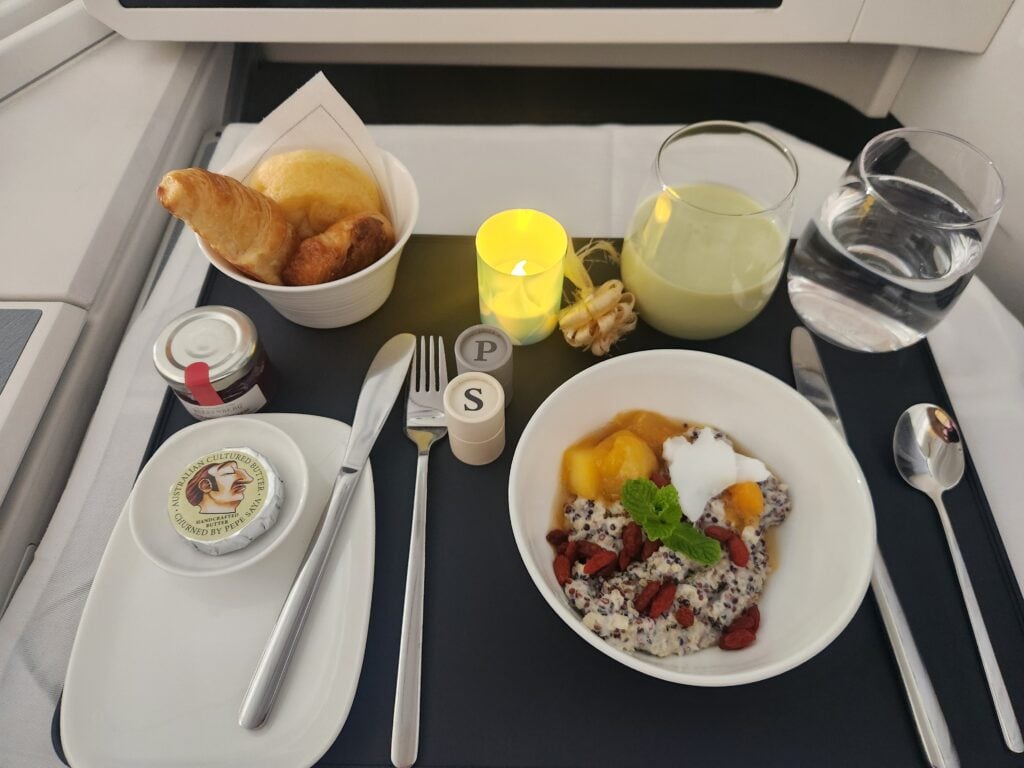 Fiji Airways Business Class Food Review - Nadi to Melbourne (Breakfast) - Fiji Airways Business Class breakfast