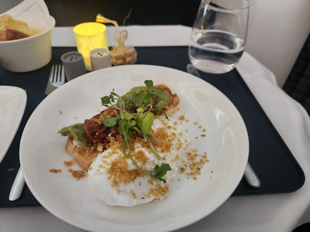 Poached eggs Fiji Airways business class breakfast