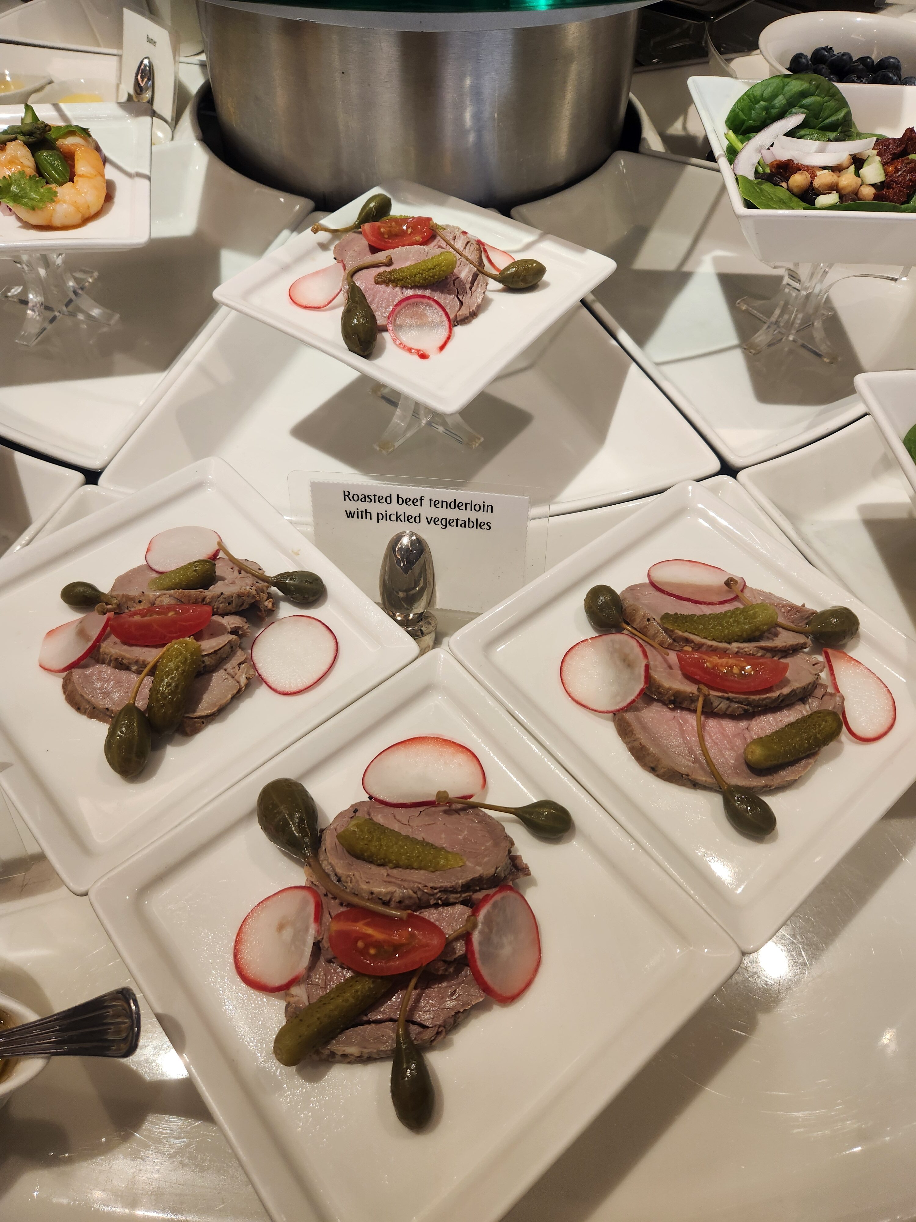 cold buffet emirates lounge singapore