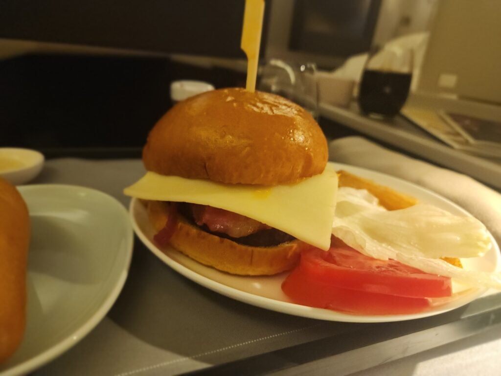 Burger Cathay Pacific Business Class