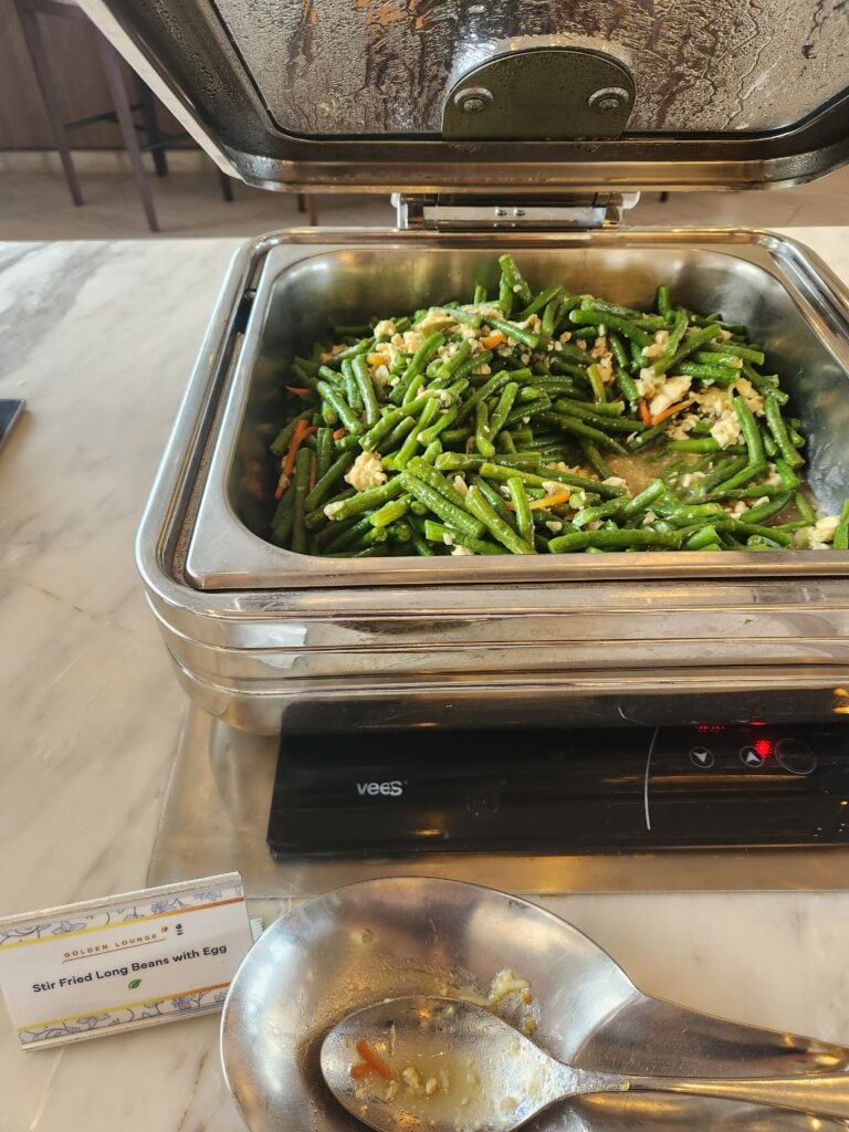 Green beans Malaysia Airlines Golden Lounge food