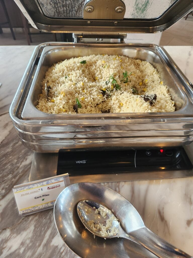 Malaysia Airlines Golden Lounge Food and Nutrition Review - Kuala Lumpur (Regional lounge) - Malaysia Airlines Golden Lounge Food