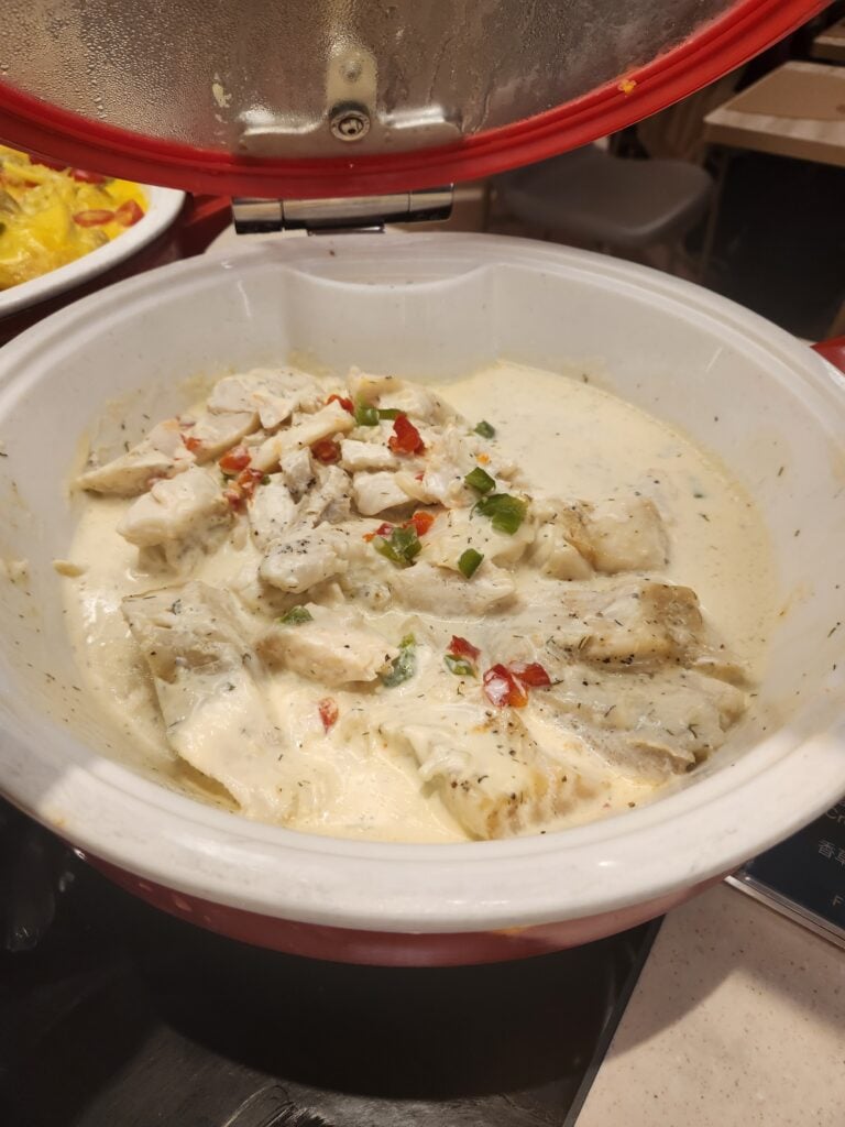 Kyra Lounge Food and Nutrition Review - Hong Kong - Kyra Lounge food Baked fish in a cream herb sauce