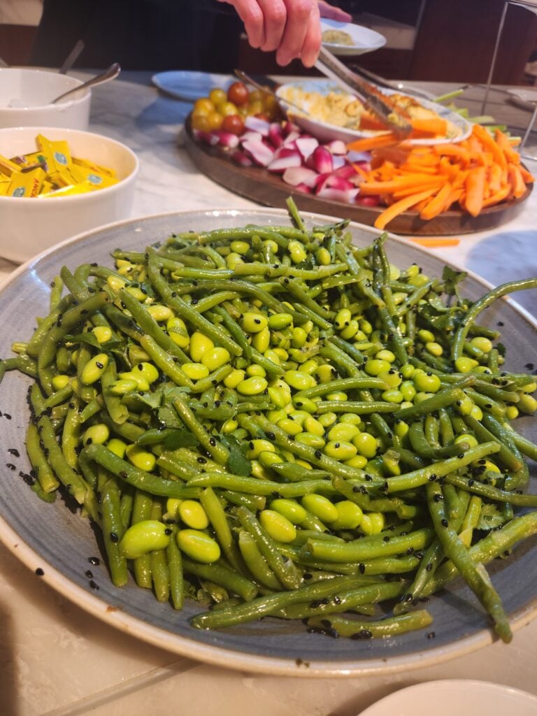 Qantas London Lounge Food and Nutrition Review - Qantas London Lounge Food Edamame and green bean salad qantas london lounge food