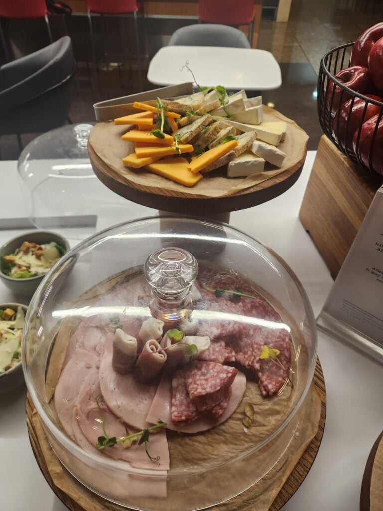 American Airlines First Lounge Food and Nutrition Review - London Heathrow (T3) - American Airlines First Lounge London food Cured meats