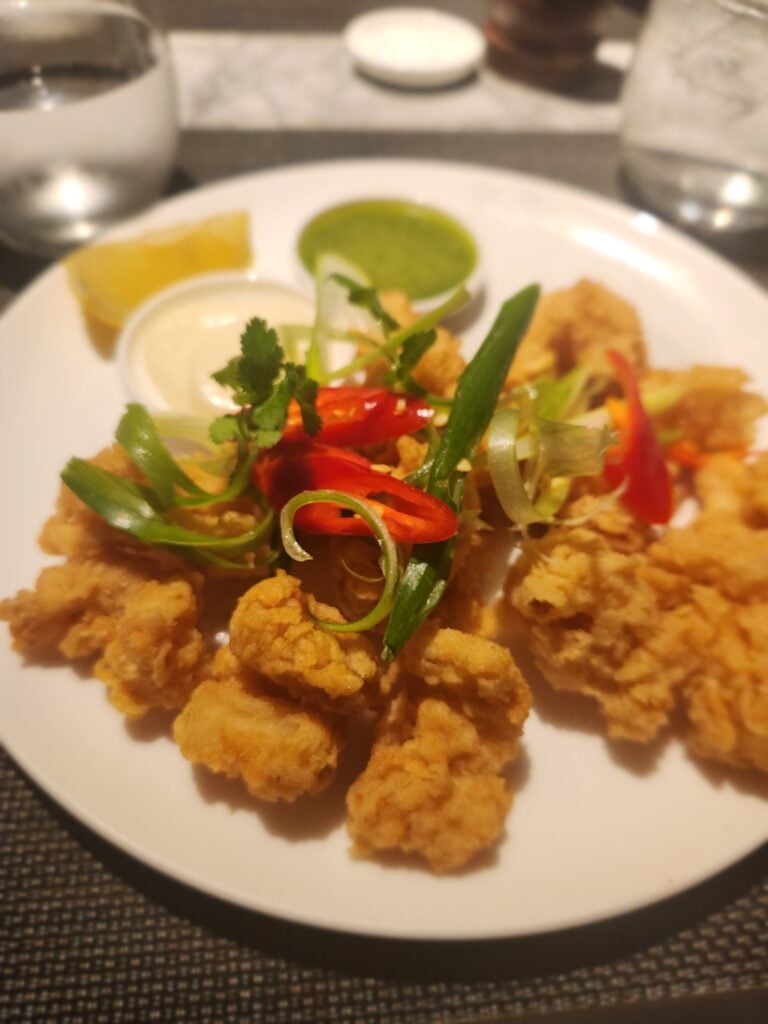 Qantas London Lounge Food and Nutrition Review - Qantas London Lounge Food Salt and pepper squid qantas london lounge food