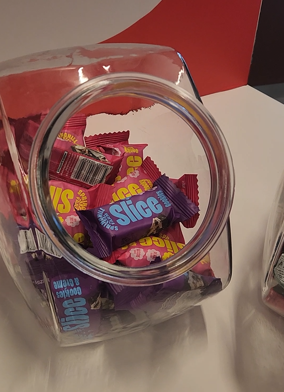 Qantas Hobart Lounge Food and Nutrition Review (Temporary Lounge) - temporary Qantas Hobart Lounge