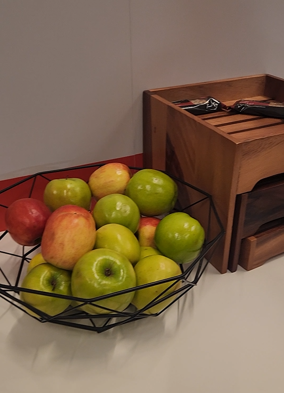 Qantas Hobart Lounge Food and Nutrition Review (Temporary Lounge) - temporary Qantas Hobart Lounge