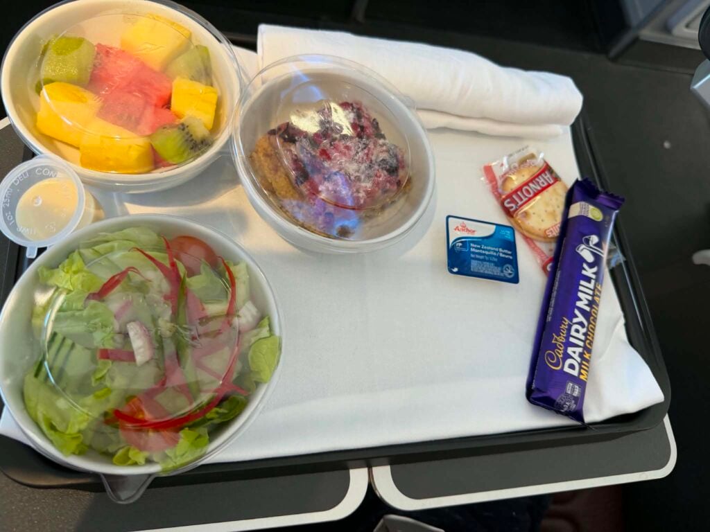 Special Meal Qantas Child Meal Business Class Food Review - Fiji to Sydney - Qantas Child meal Qantas Child meal with salad, fruit, cake, crackers and a chocolate